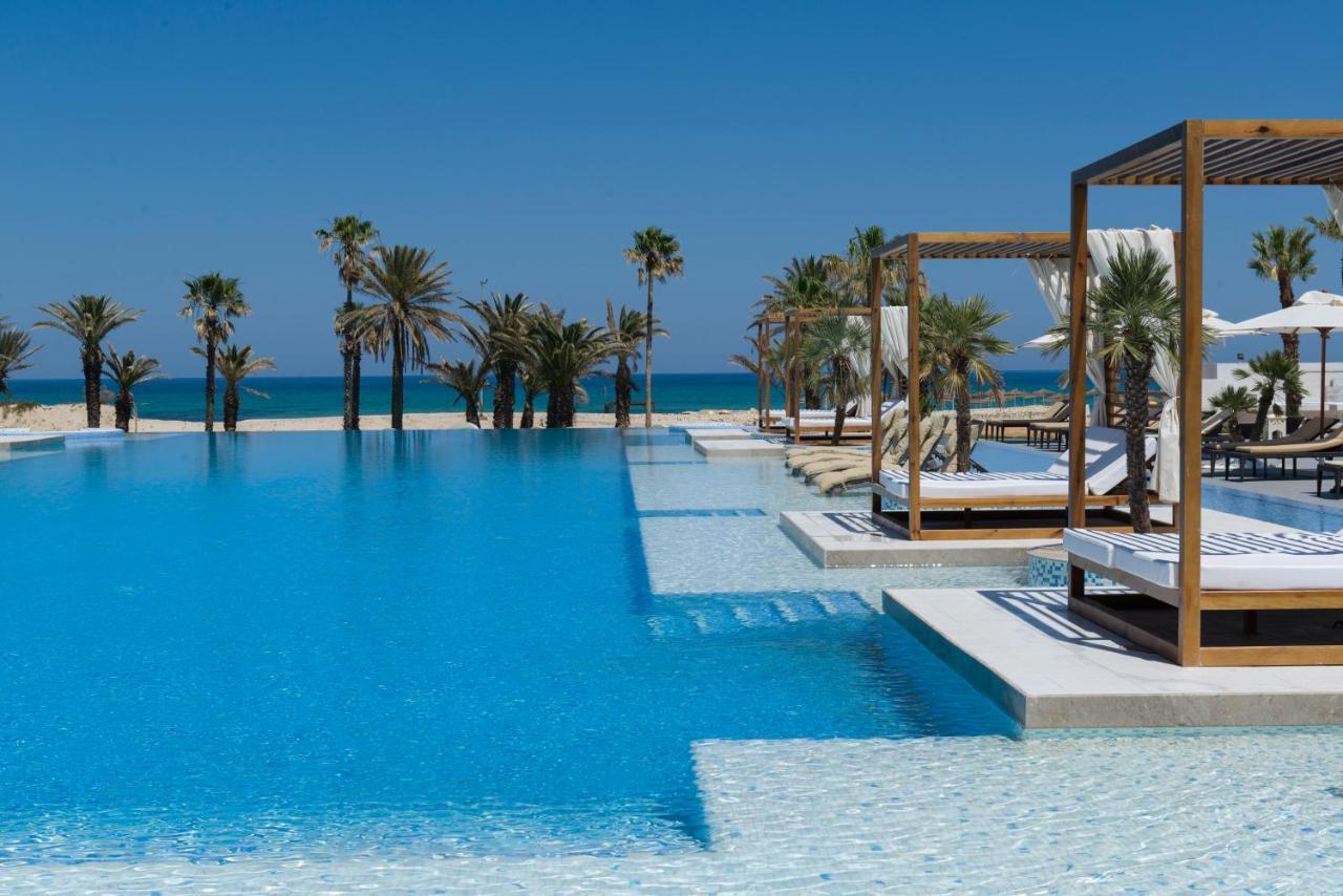 Jaz Tour Khalef Hotel Sousse Exterior foto The beach at the hotel