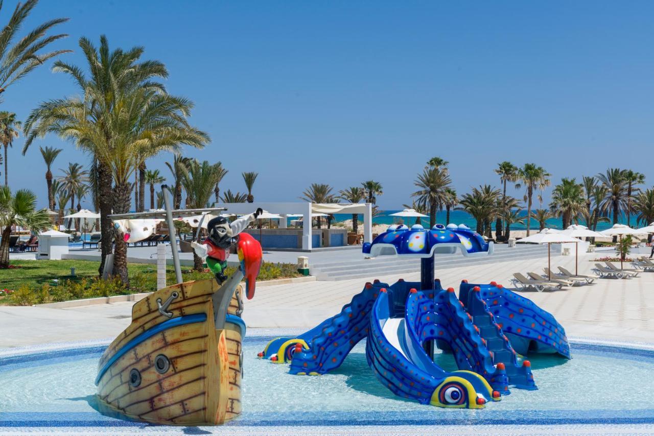 Jaz Tour Khalef Hotel Sousse Exterior foto The beach at the resort