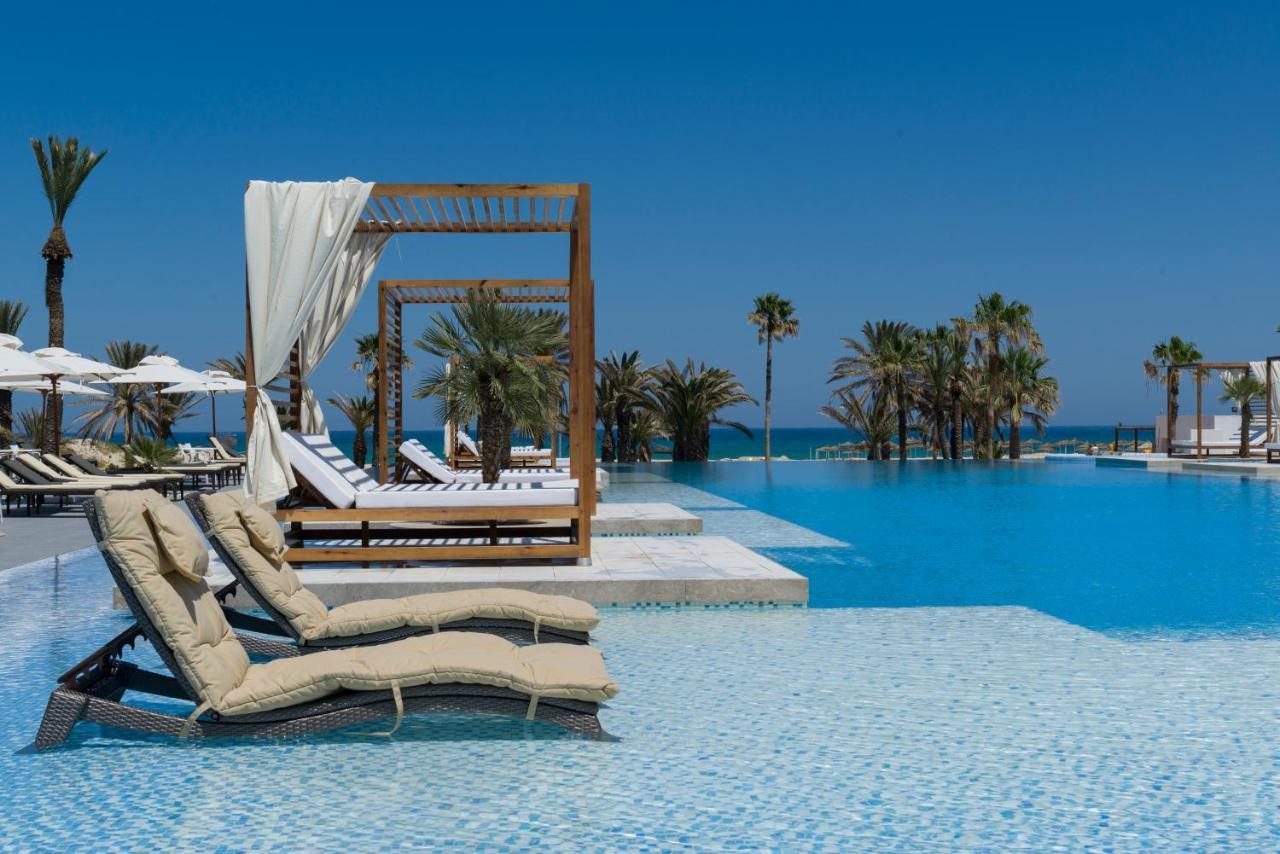 Jaz Tour Khalef Hotel Sousse Exterior foto The resort's main pool