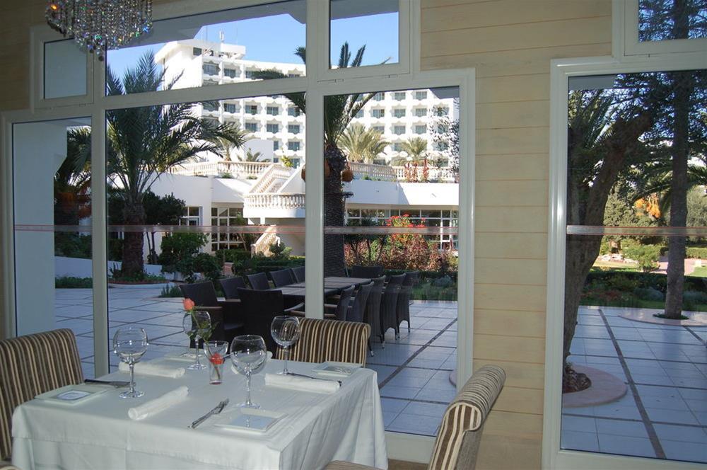 Jaz Tour Khalef Hotel Sousse Exterior foto The interior of the restaurant