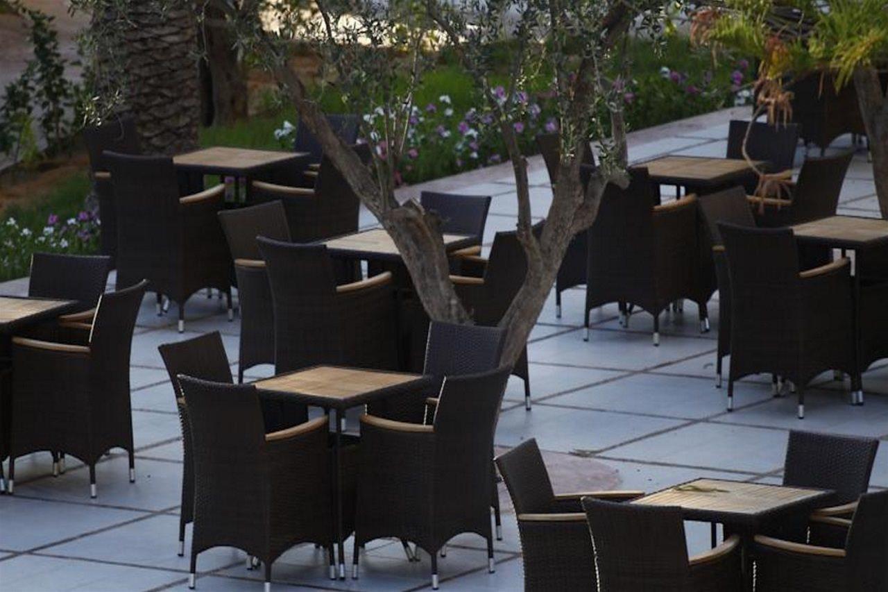 Jaz Tour Khalef Hotel Sousse Exterior foto The terrace of the hotel